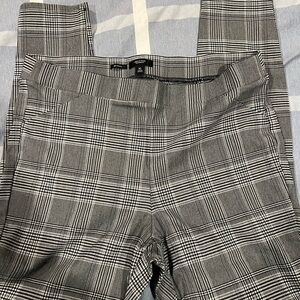 Simply Vera Vera Wang Black and White Plaid Pants